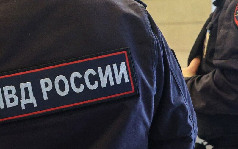 Полякам-националистам запретили въезд в Россию из-за акции на мемориале